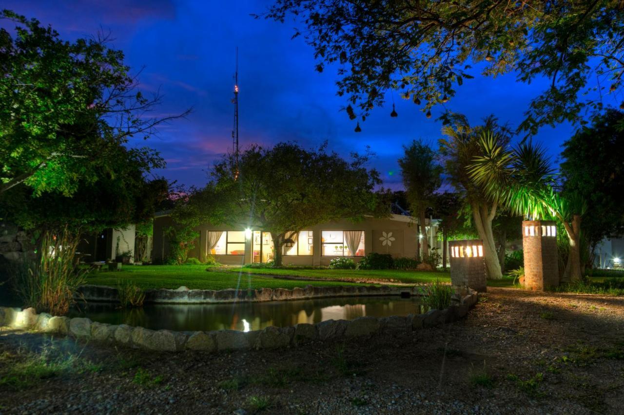 Khoi-Khoi Guesthouse Otavi Kültér fotó